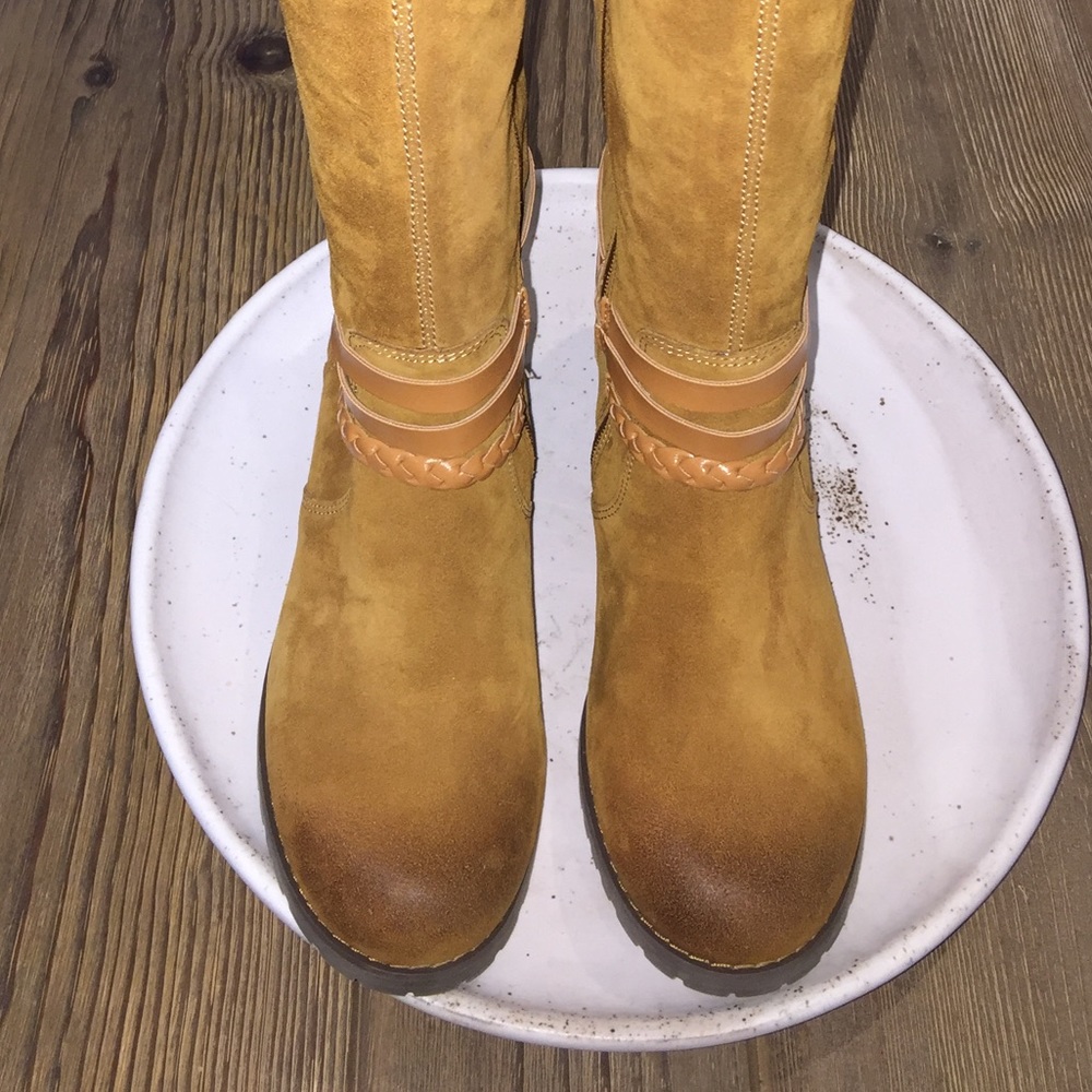 BC Footwear Tall Suede Boot - Camel - 6.5 New! - Picture 3 of 6